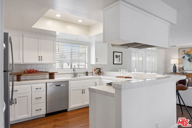 1913 Harriman Lane, Redondo Beach, California 90278, 4 Bedrooms Bedrooms, ,2 BathroomsBathrooms,Residential,Sold,Harriman,25609867 1913 Harriman Lane, Redondo Beach, California 90278, 4 Bedrooms Bedrooms, ,2 BathroomsBathrooms,Residential,Sold,Harriman,25609867