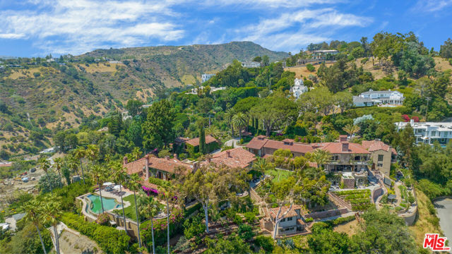 1499 Blueridge Drive, Beverly Hills, California 90210, 13 Bedrooms Bedrooms, ,16 BathroomsBathrooms,Single Family Residence,For Sale,Blueridge,24369077