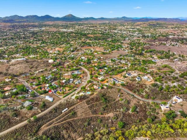 Detail Gallery Image 23 of 49 For #3 Hatfield Ln, Ramona,  CA 92065 - – Beds | – Baths