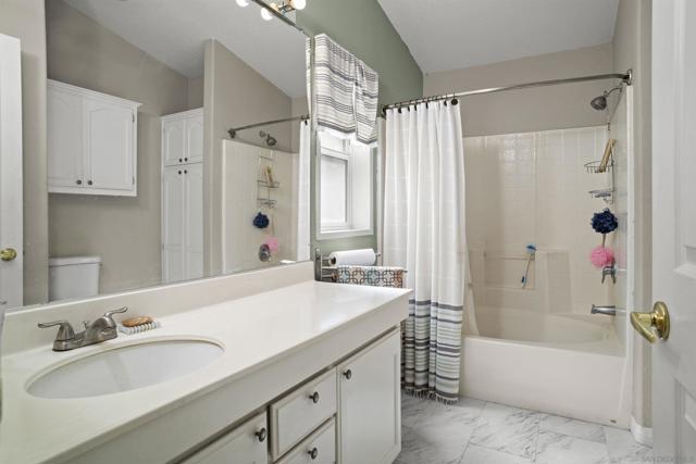 Image 25 of 60 For 9421 Los Coches Rd