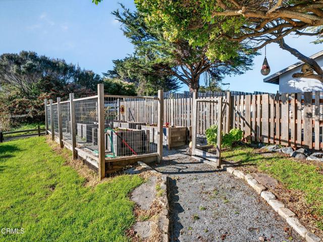 Detail Gallery Image 47 of 56 For 44900 Little Lake Rd, Mendocino,  CA 95460 - 5 Beds | 2/1 Baths