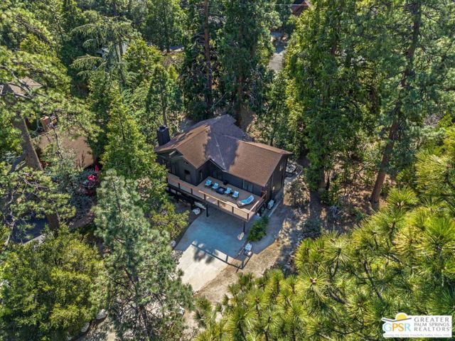 25575 Big Pine Street, Idyllwild CA: https://media.crmls.org/mediaz/86126c73-fbe4-4864-a185-0abed8c39923.jpg