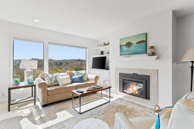 101 Shell Drive, Watsonville CA: https://media.crmls.org/mediaz/86136adf-abef-48f0-a6f1-37ac71ec130d.jpg