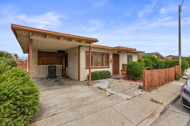 1659 Judson Street, Seaside CA: https://media.crmls.org/mediaz/8614ad4a-fbcf-4d46-96c0-1a793dc1fd48.jpg