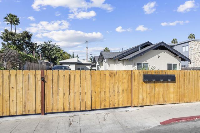3808 14 46Th St, San Diego CA: https://media.crmls.org/mediaz/86152b41-8f08-493c-ae0a-5a18599b7934.jpg
