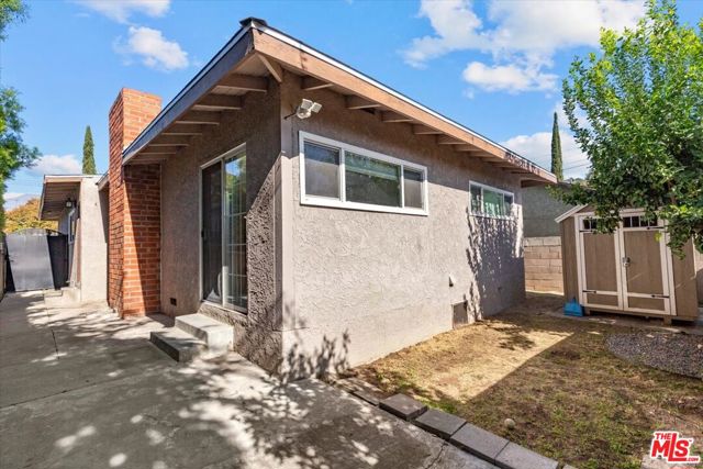 262 Macdonald Street, Pasadena CA: https://media.crmls.org/mediaz/8615917a-4d42-4b99-8016-f963f7133528.jpg