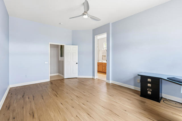 35193 Rosemont Drive, Palm Desert CA: https://media.crmls.org/mediaz/8615a85b-178f-4b04-ba59-d5318a354da4.jpg