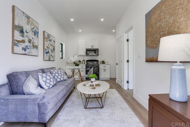 Detail Gallery Image 28 of 51 For 4926 Cresita Dr, San Diego,  CA 92115 - 5 Beds | 6 Baths
