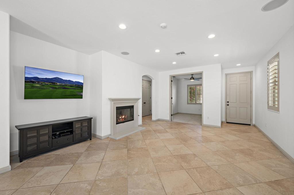 MLS #219144640DA image #6