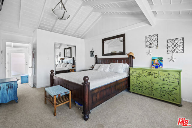 229 Rees Street, Playa del Rey CA: https://media.crmls.org/mediaz/8616bfcd-694d-4897-987c-6777fb39564b.jpg