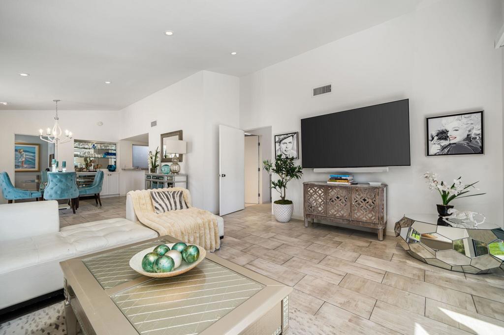 MLS #219146123DA image #2