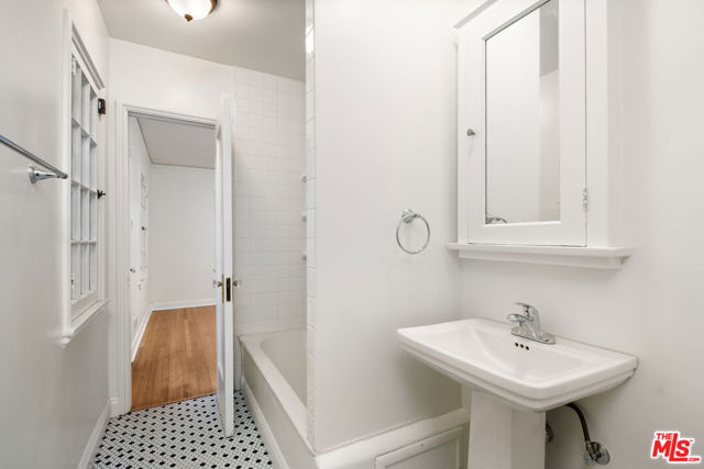 2063 Grace Avenue, Los Angeles CA: https://media.crmls.org/mediaz/86173de9-72a2-42d8-9f3d-a180c3ccb91a.jpg