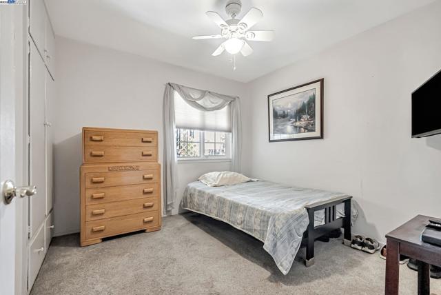 2683 Cryer St, Hayward CA: https://media.crmls.org/mediaz/8617a876-47d5-443a-a2ff-6edb36cf862f.jpg