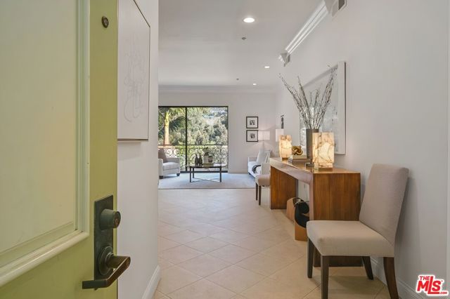 16000 W Sunset Boulevard, Pacific Palisades CA: https://media.crmls.org/mediaz/861b1929-7366-4ce6-956c-f60c5feec077.jpg
