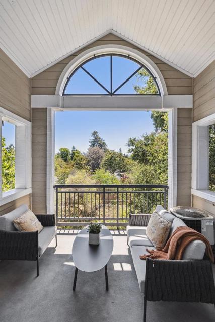 1982 W Bayshore Road, East Palo Alto CA: https://media.crmls.org/mediaz/861b8112-ffb4-44d6-b729-307558899b40.jpg