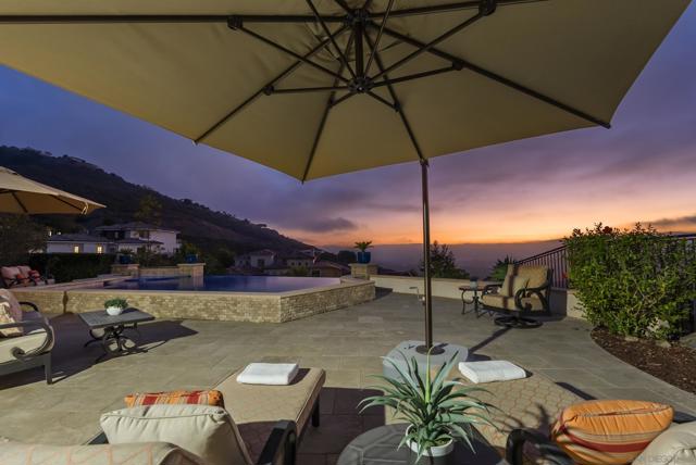 7778 Camino Sin Puente, Rancho Santa Fe CA: https://media.crmls.org/mediaz/861c29f3-d67e-475b-9537-8ec51a0c7002.jpg