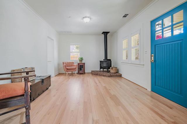 712 California Street, Santa Cruz CA: https://media.crmls.org/mediaz/861eb757-0a60-433c-b233-3573c5815bcf.jpg