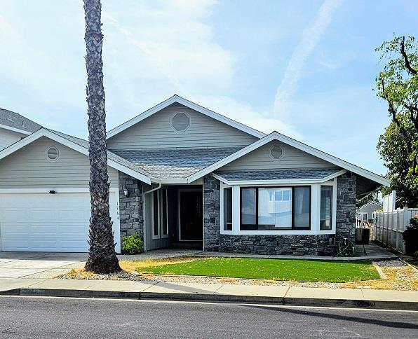 1764 Seal Way