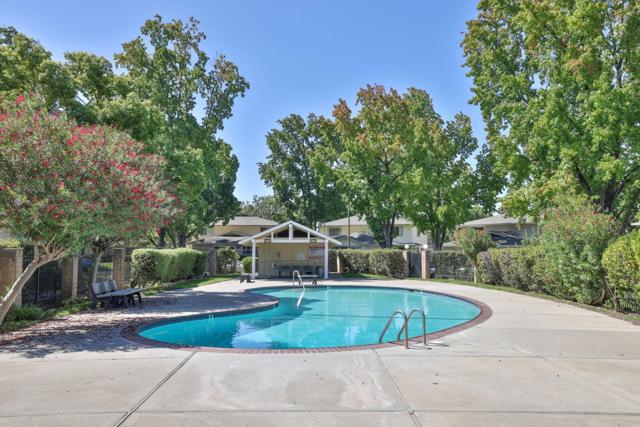 4768 Hatfield Walk, San Jose CA: https://media.crmls.org/mediaz/861fd29c-b5d7-41a3-8d86-6a123b9bcf0f.jpg
