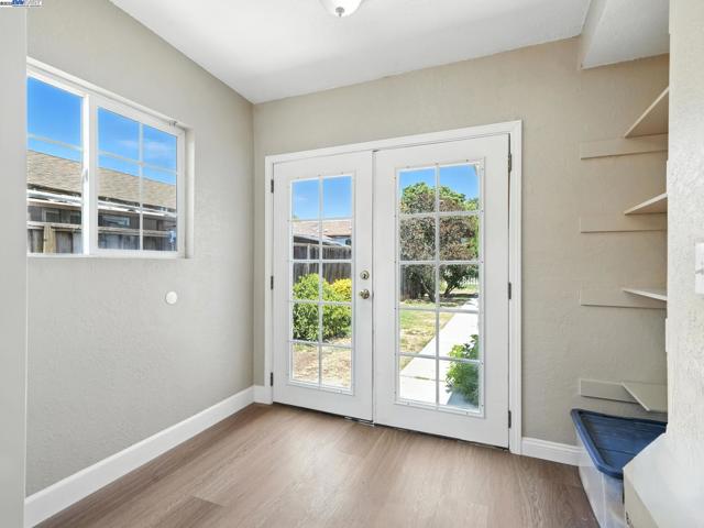 80 Pickford Ave, San Jose CA: https://media.crmls.org/mediaz/86203580-4a4b-4f74-9e39-2c93b5a9be7c.jpg