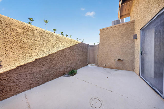 73452 Irontree Drive, Palm Desert, CA 92260