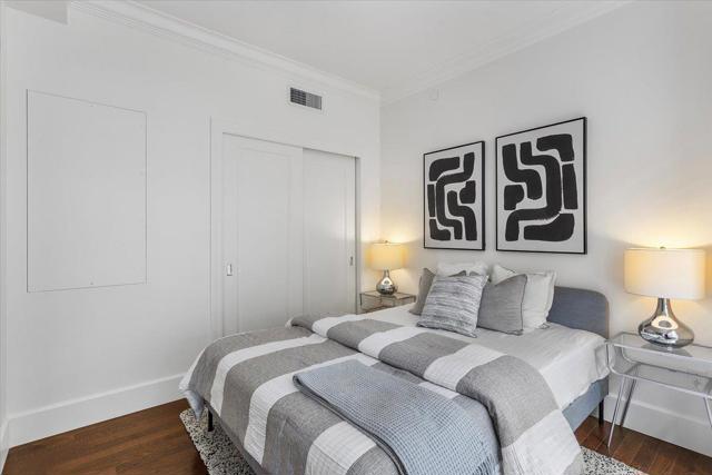 1645 Pacific Avenue, San Francisco CA: https://media.crmls.org/mediaz/8621ca30-fc0e-4bff-8b9c-fcbe8e63fcbf.jpg