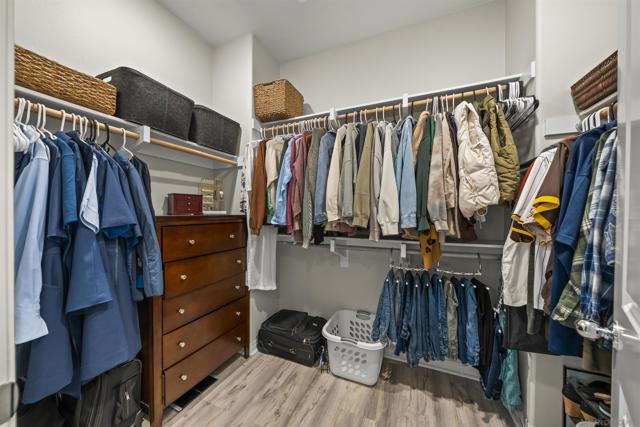 524 Surfbird Lane, Imperial Beach CA: https://media.crmls.org/mediaz/8622cebf-1297-45d8-985e-8ea7475c55e3.jpg