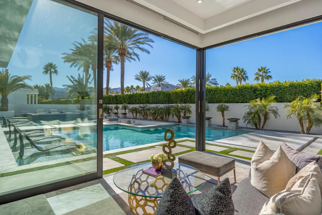 1 Bravo Court, Rancho Mirage CA: https://media.crmls.org/mediaz/8622cf00-5df0-40ce-aba5-91f0a814d2ed.jpg
