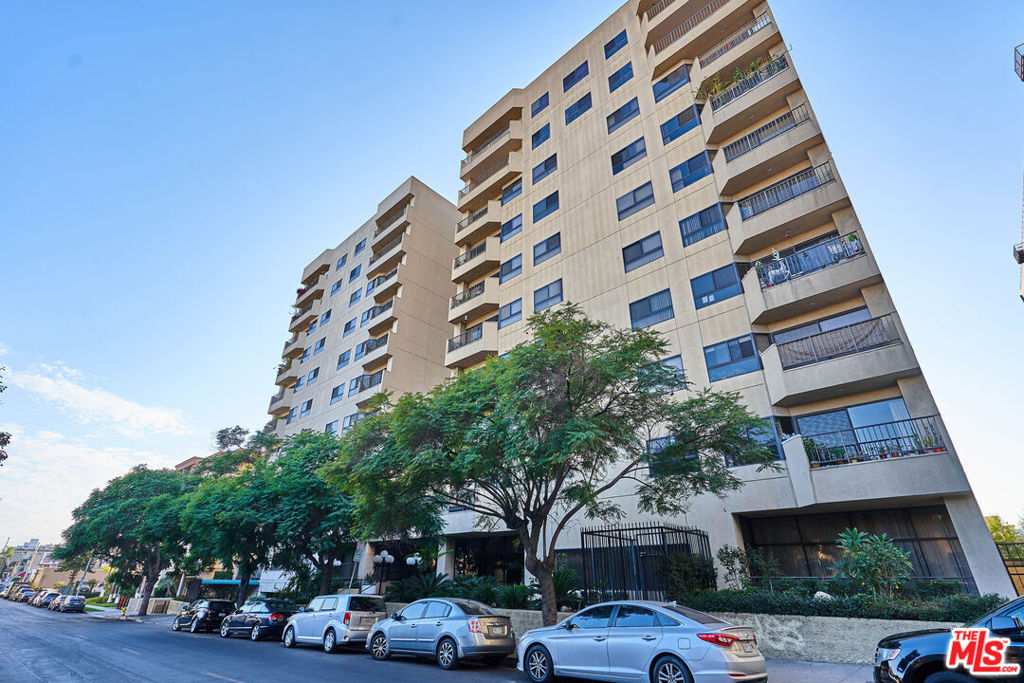 727 S Ardmore Avenue #801
