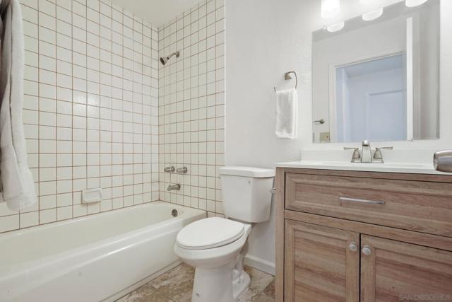 10625 Amantha Ave, San Diego CA: https://media.crmls.org/mediaz/86247faf-008c-4a95-a2ca-c1f2869d94dc.jpg