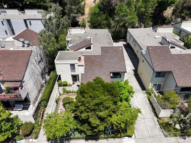 2005 Parrott Drive, San Mateo CA: https://media.crmls.org/mediaz/8624b28a-d1c6-459e-988d-558953c3d2b2.jpg