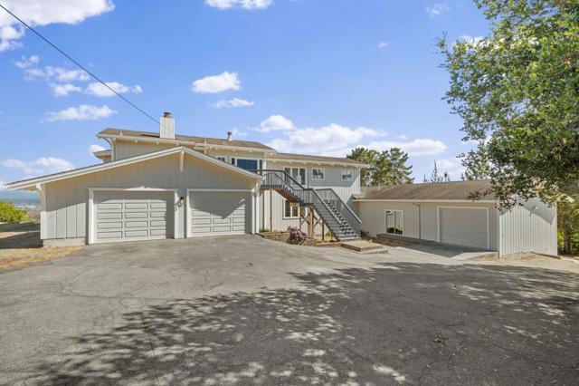 475 Fiesta Court, Watsonville CA: https://media.crmls.org/mediaz/862592ac-56ab-4bf0-baae-fc216dd4557b.jpg