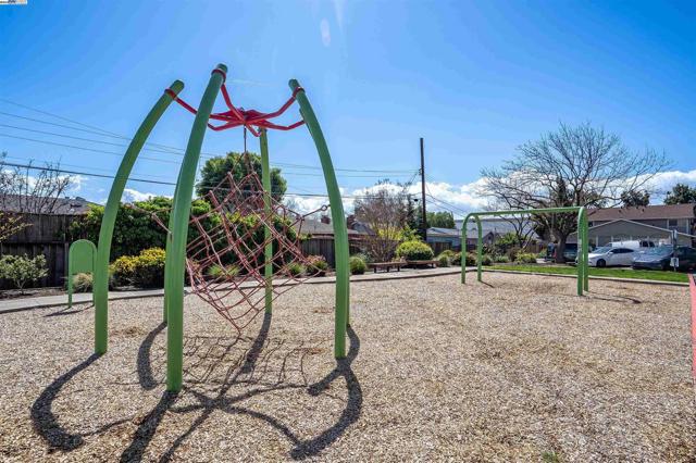 336 San Miguel Court, Milpitas CA: https://media.crmls.org/mediaz/8625f2ce-1d86-4770-90fc-91867bd43420.jpg