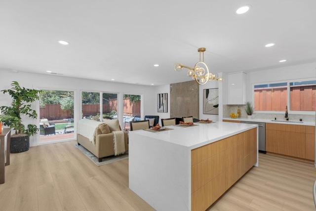 3431 Fleetwood Drive, San Bruno CA: https://media.crmls.org/mediaz/8627e17f-62b1-4825-b1dc-69d64d03ebc6.jpg