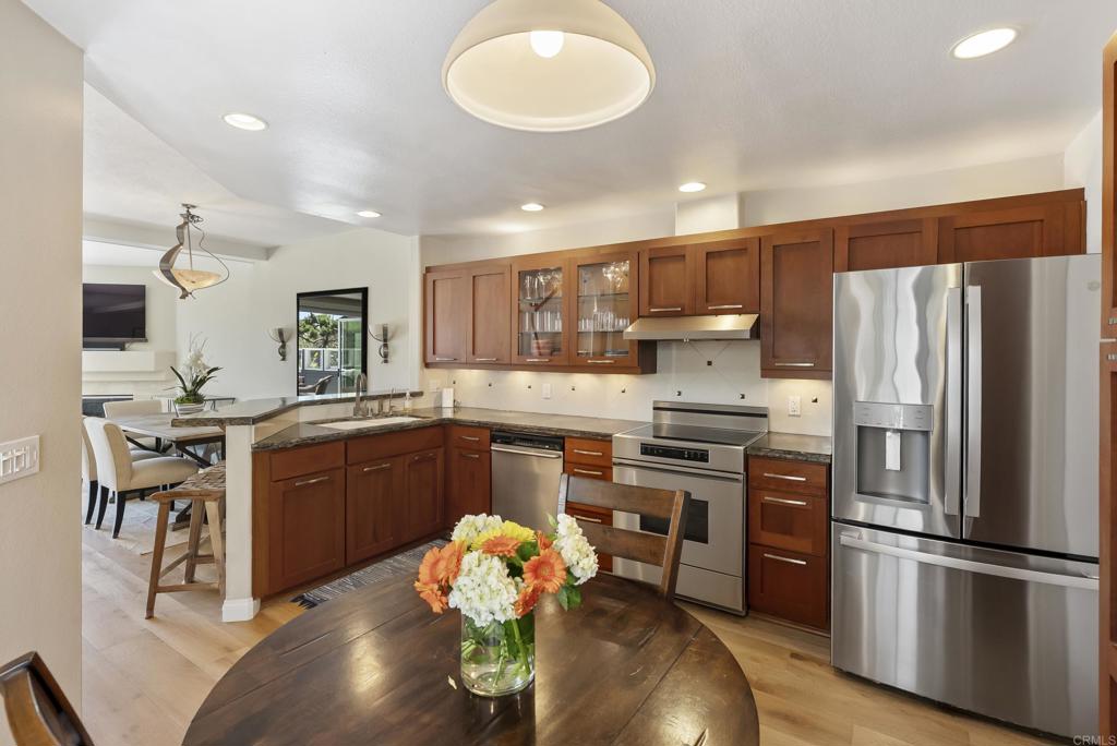 2921 Sandy Pointe - photo 5
