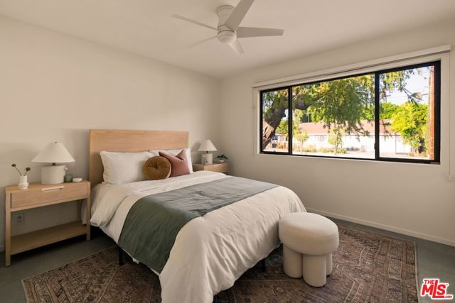 4841 Swinton Avenue, Encino CA: https://media.crmls.org/mediaz/8629ae49-d2bf-4419-a683-3fdfae333346.jpg