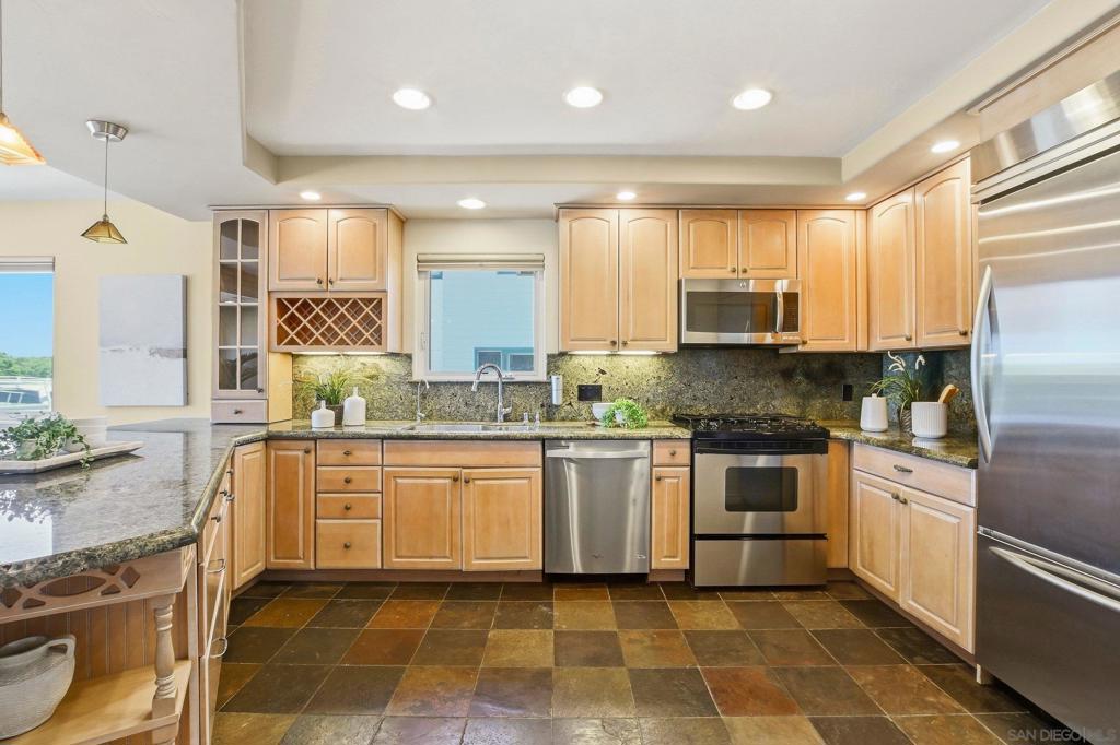 3634 Crown Point Dr - photo 6