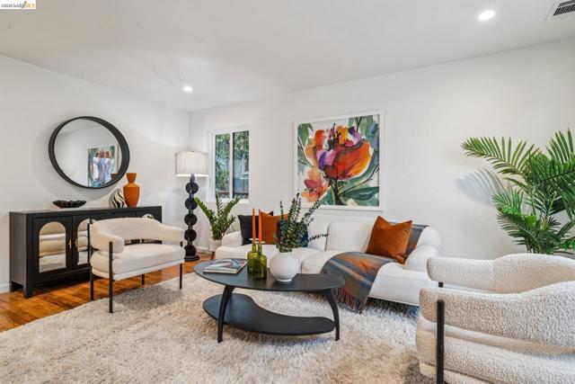 Image 5 of 45 For 1009 Everett