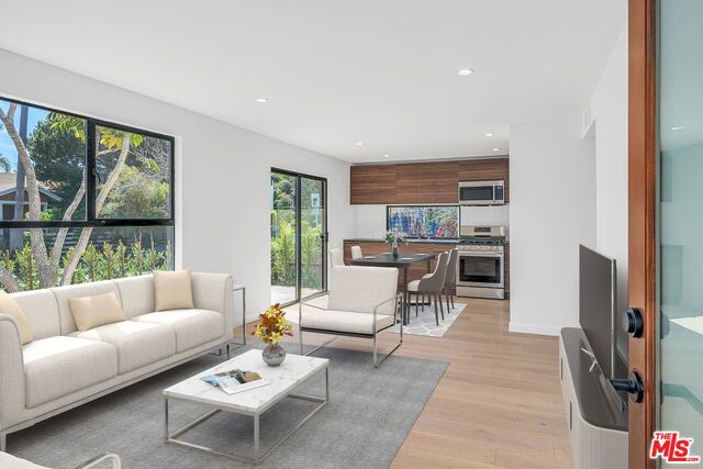 545 San Juan Avenue #1