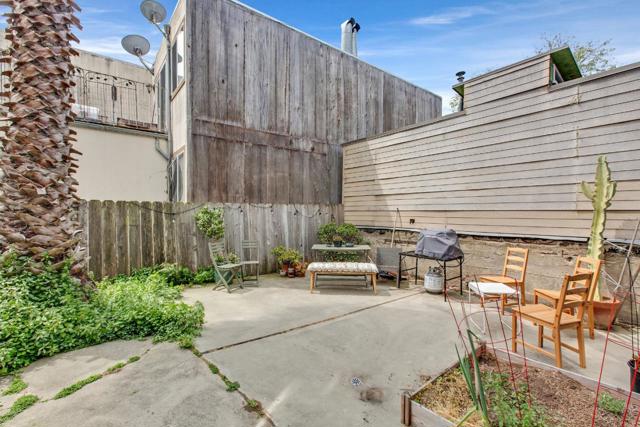 0 20th Street, San Francisco CA: https://media.crmls.org/mediaz/862b5c29-c239-4759-b290-d23f4a6de709.jpg