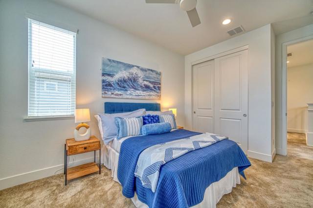 267 Sandy Gulch Drive, Marina CA: https://media.crmls.org/mediaz/862c412b-3d02-4839-9dda-4c7c69a90e4f.jpg