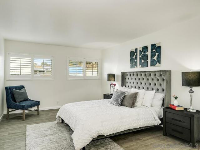 801 C Ave, Coronado CA: https://media.crmls.org/mediaz/862cfc0f-f3ae-45c9-b3b2-74777b029945.jpg