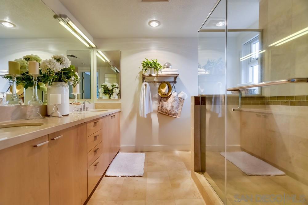 1205 Pacific - photo 7