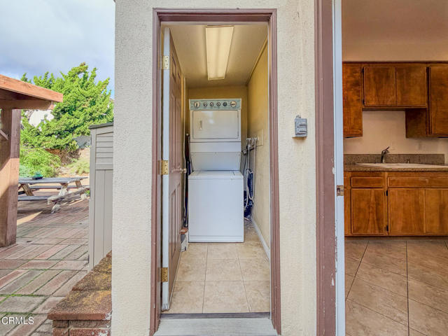 Detail Gallery Image 17 of 35 For 1065 Belfast Ln, Ventura,  CA 93001 - 3 Beds | 1 Baths