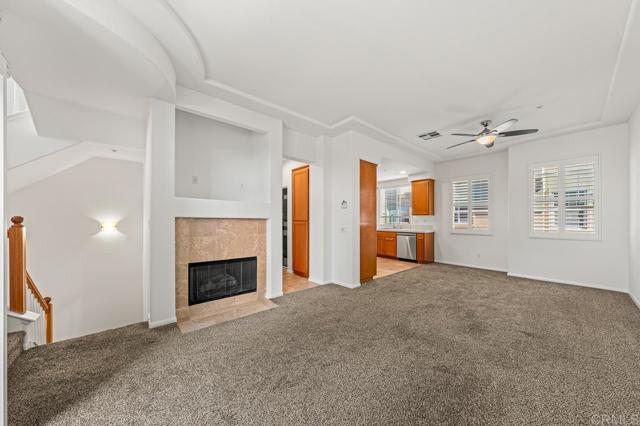 Detail Gallery Image 10 of 28 For 2842 Farragut Rd #130,  Point Loma,  CA 92106 - 2 Beds | 2/1 Baths