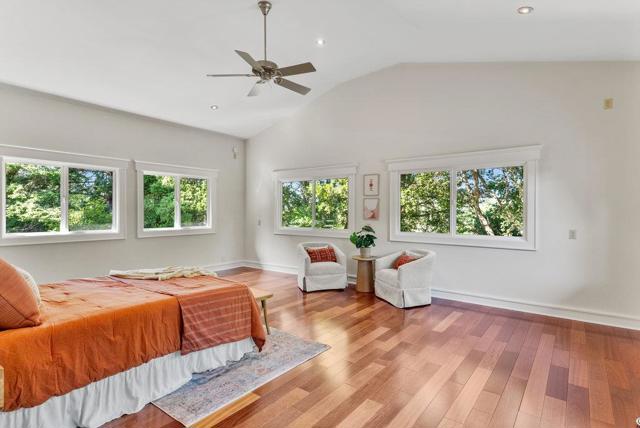 825 Skyward Drive, Aptos CA: https://media.crmls.org/mediaz/862f01bc-d89a-4933-9d8f-0d0f5874ac4b.jpg