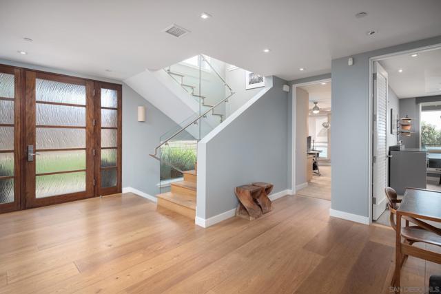 1521 Neptune Ave, Encinitas CA: https://media.crmls.org/mediaz/862f1bb1-3e59-4d7e-a981-87e389525db4.jpg