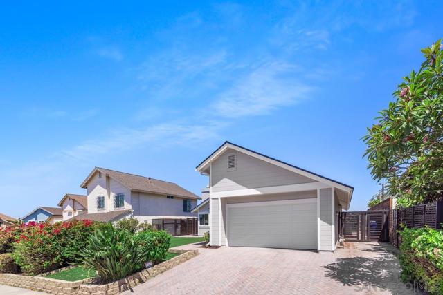 5868 Kings View Ct, San Diego CA: https://media.crmls.org/mediaz/862f59de-0d28-4dd7-b929-d16750299b78.jpg