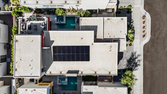143 Obsidian Loop N, Palm Springs, CA 92264