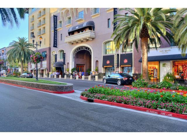 333 Santana Row, San Jose CA: https://media.crmls.org/mediaz/863150de-0bd2-4ca3-a17d-7724e6988b06.jpg
